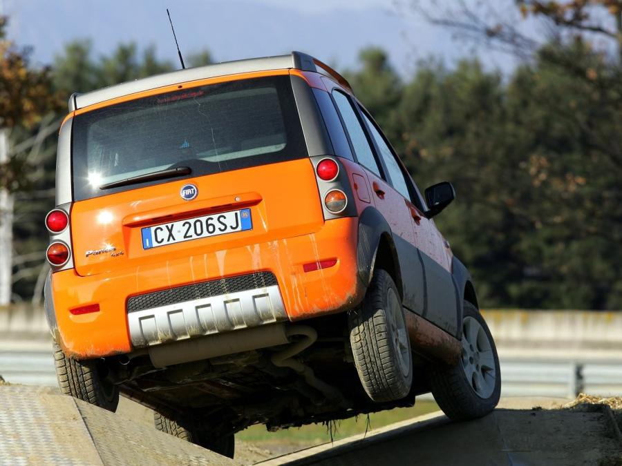  Fiat Panda Cross 2005 года  (фото 7 из 48)